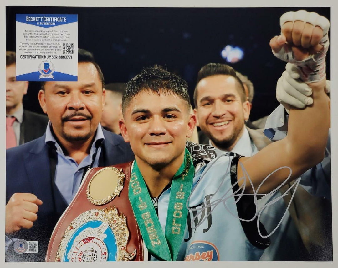 Joseph Diaz Jr. signed 11x14 Photo WBC IBF Boxing Autograph C ~ Beckett BAS COA