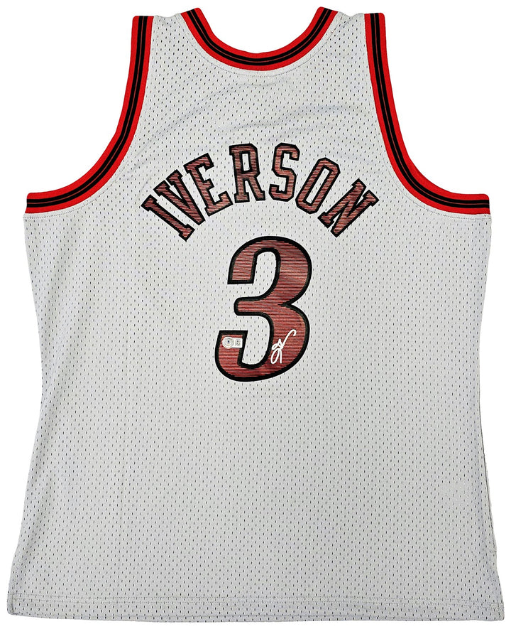 76ers Allen Iverson Auto Grey Auth Mitchell Ness 97 HWC Swingman Jersey XL BAS