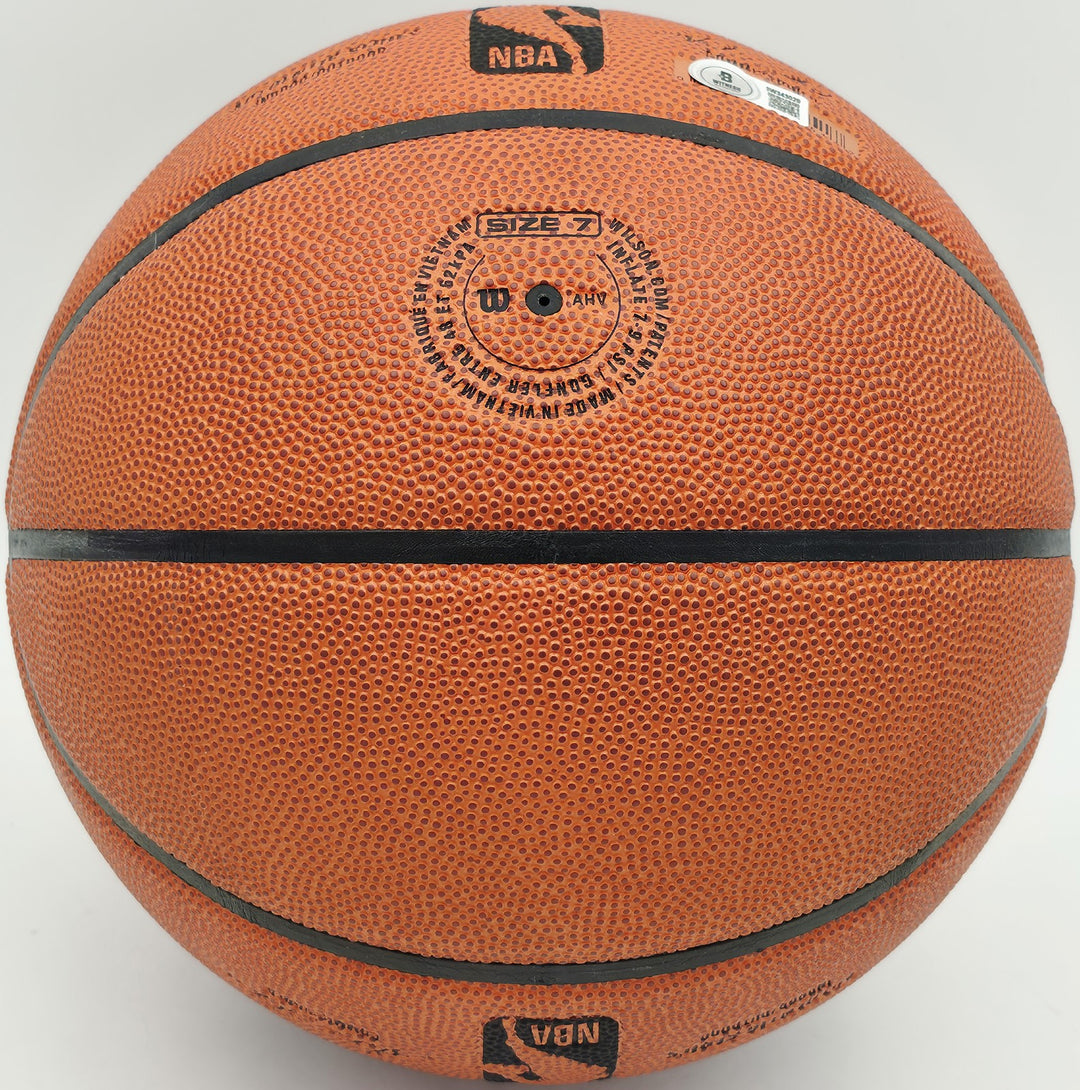 Allen Iverson Auto Authentic Series Indoor/Outdoor Basketball 76ers Beckett Wit