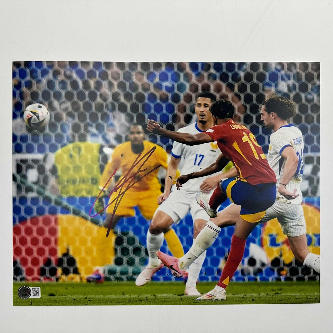 Autographed/Signed Lamine Yamal Spain 11x14 Soccer Photo Beckett BAS COA #5
