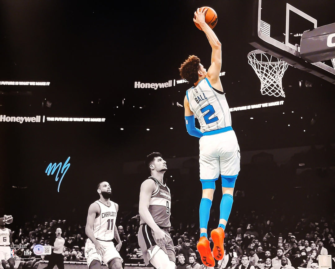 LaMelo Ball Autographed Signed 16x20 Photo Charlotte Hornets Beckett