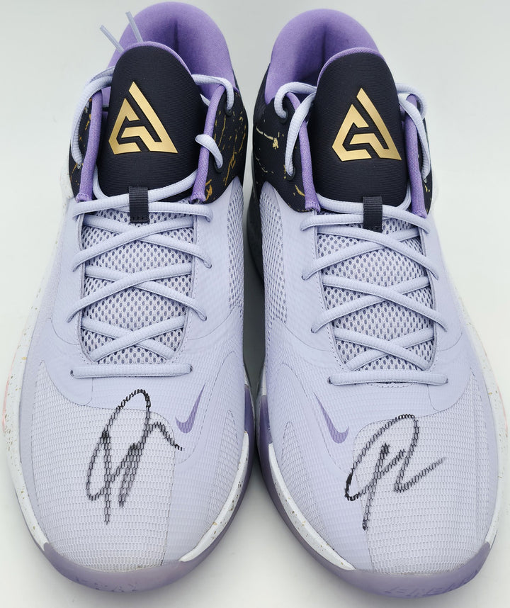 Giannis Signed 2022 PE Promo Nike Zoom Freak 4 Royale Shoes Size 17 BAS Witness