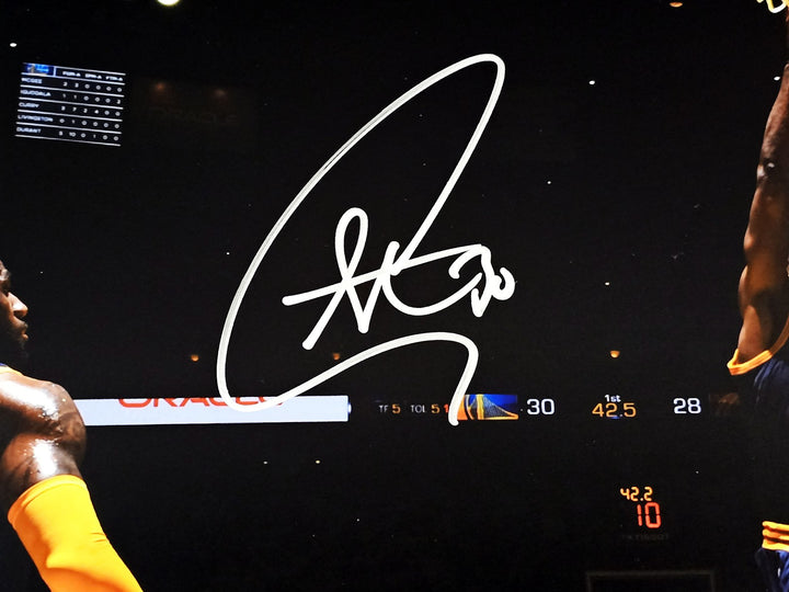 Stephen Curry Autographed Signed 16x20 Photo Golden State Warriors Layup JSA