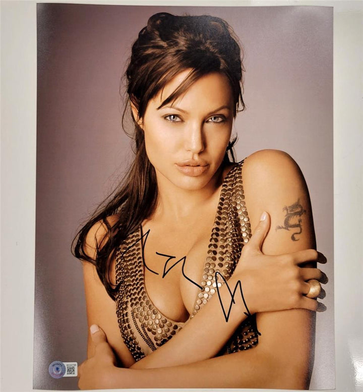 Angelina Jolie signed 11x14 photo autograph ~ Beckett BAS Holo