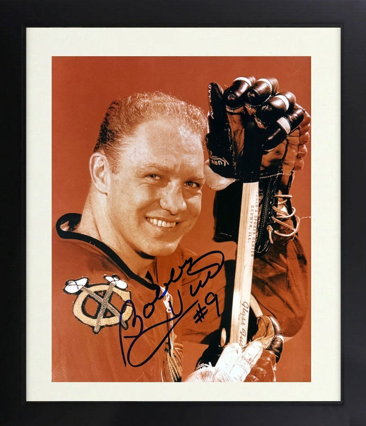 Bobby Hull signed Chicago Blackhawks 8x10 Photo #9 minor dings Framed- COA (HOF)