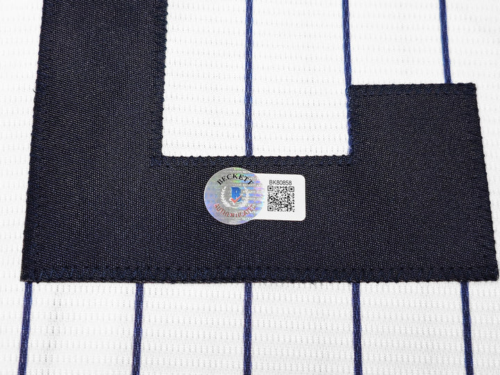 New York Yankees Juan Soto Signed White Pinstripes Nike Jersey Size L Beckett
