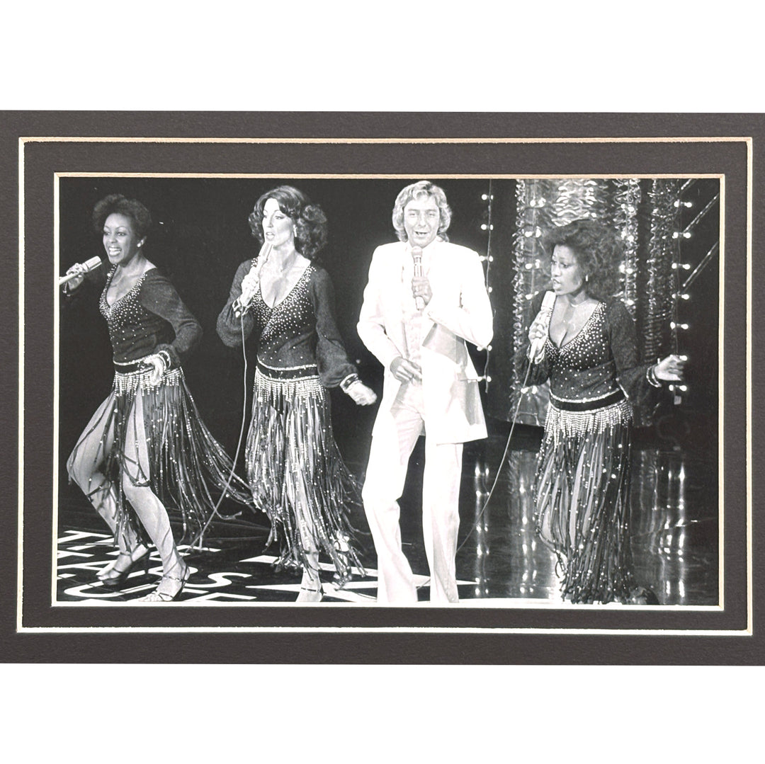 Barry Manilow Autographed 8x10 Photo JSA Framed Music Singer Signed