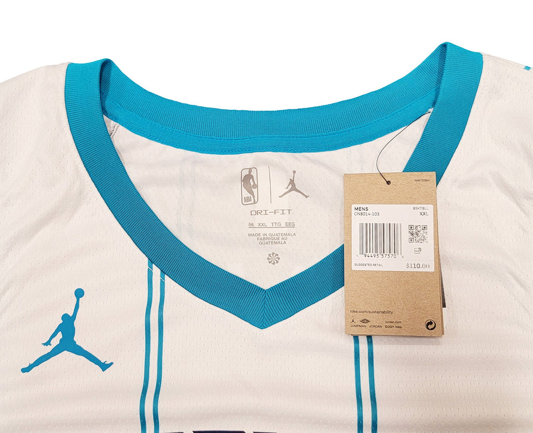 Charlotte Hornets LaMelo Ball Signed White Nike Swingman Jersey Size XXL Beckett