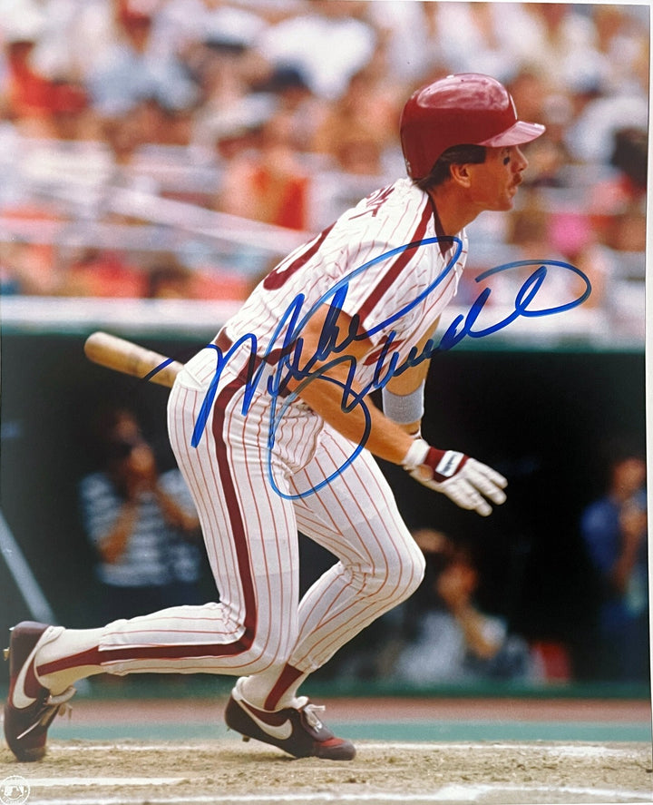 Mike Schmidt signed Philadelphia Phillies  MLB 8x10 Photo- Scoreboard COA (HOF)
