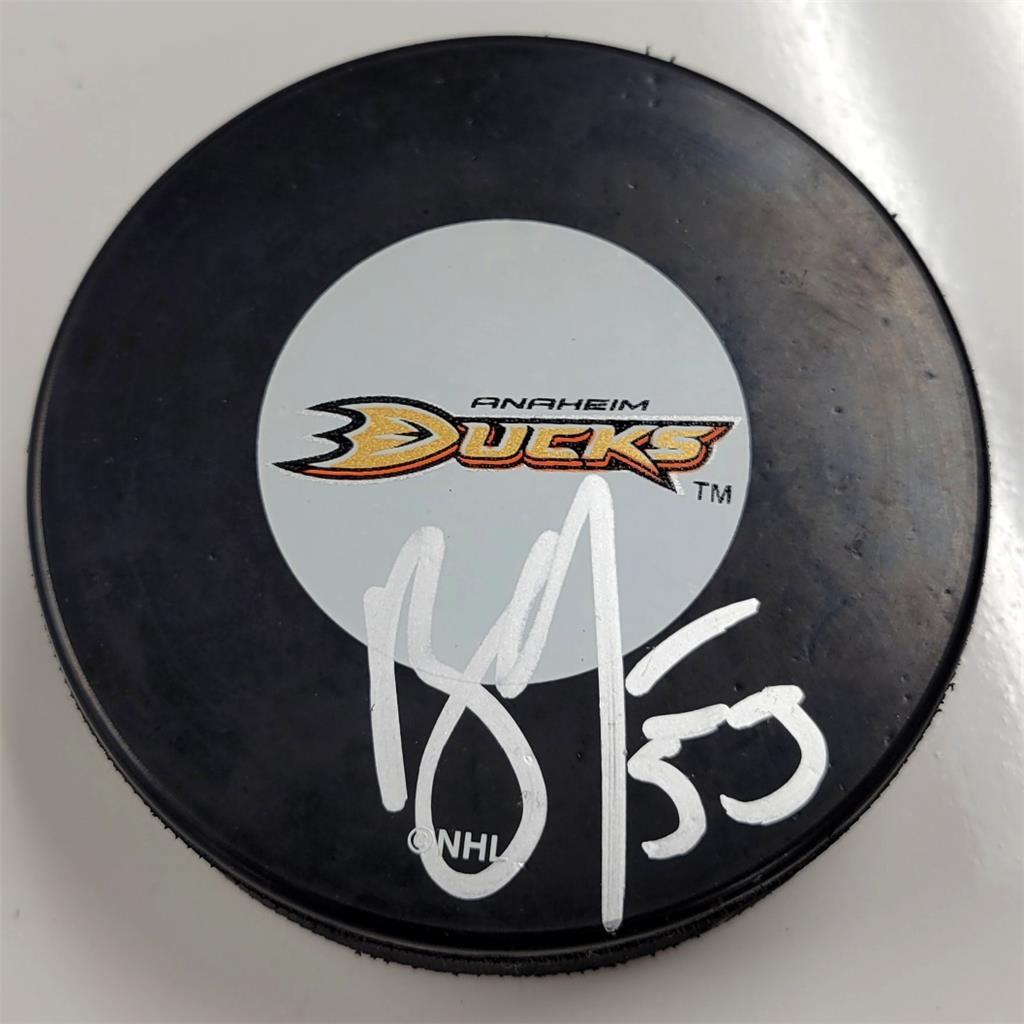 Brett Festerling autograph signed Anaheim Ducks Puck ~ Beckett BAS Holo
