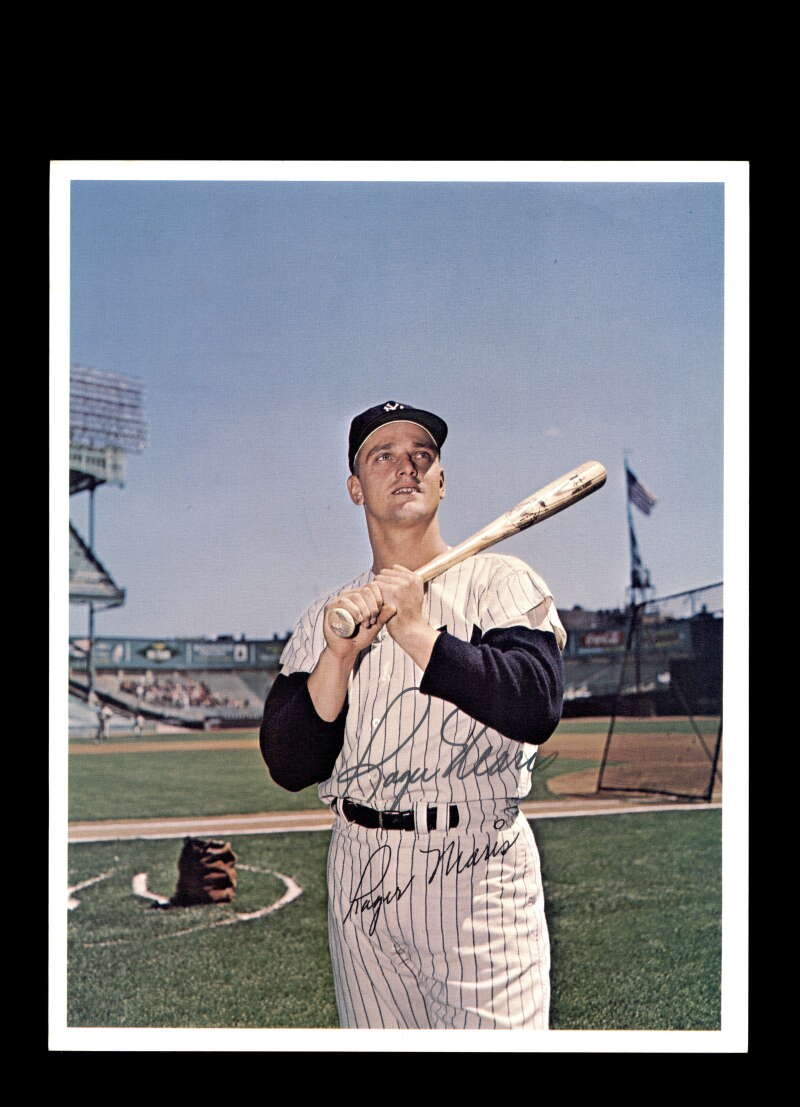 Roger Maris JSA Loa Signed 8x10 Photo Autograph