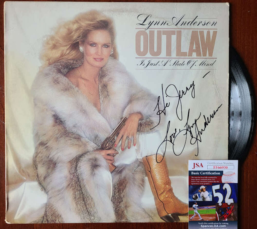 Lynn Anderson JSA Cert Signed Outlaw Album W/ Vinyl Autograph