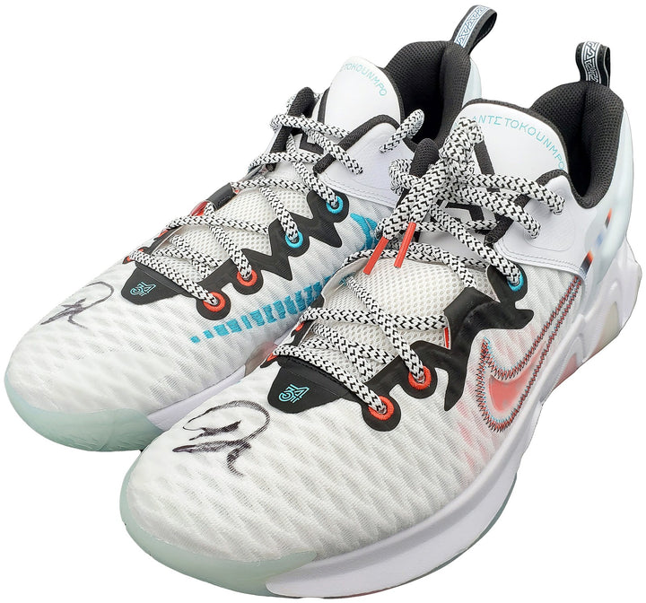 Giannis Antetokounmpo Signed Nike Immortality Shoes Size 17 BAS QR