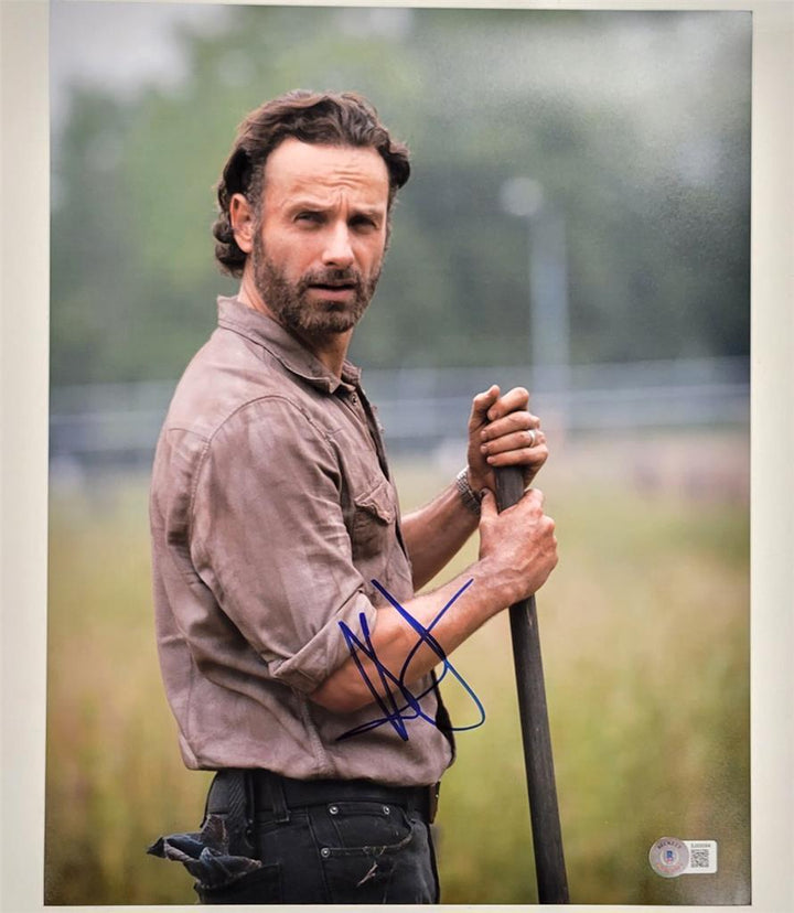 Andrew Lincoln signed The Walking Dead 11x14 photo autograph ~ Beckett BAS
