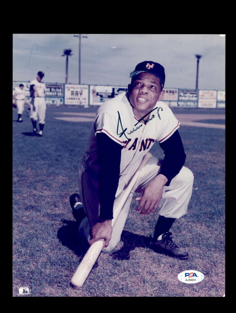 Willie Mays PSA DNA Cert Signed 8x10 Photo Giants Autograph