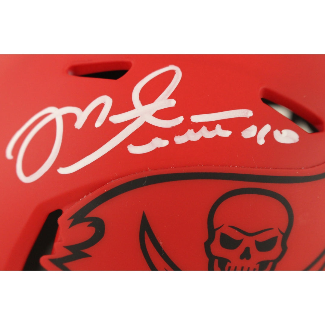 Mike Alstott Autographed Tampa Bay Buccaneers Rave Mini Helmet Beckett 50204