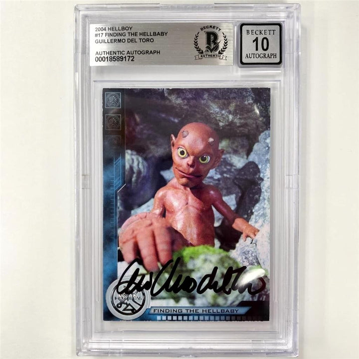 Guillermo Del Toro signed 2004 Hellboy Hellbaby #17 card (A) Beckett BAS Auto 10