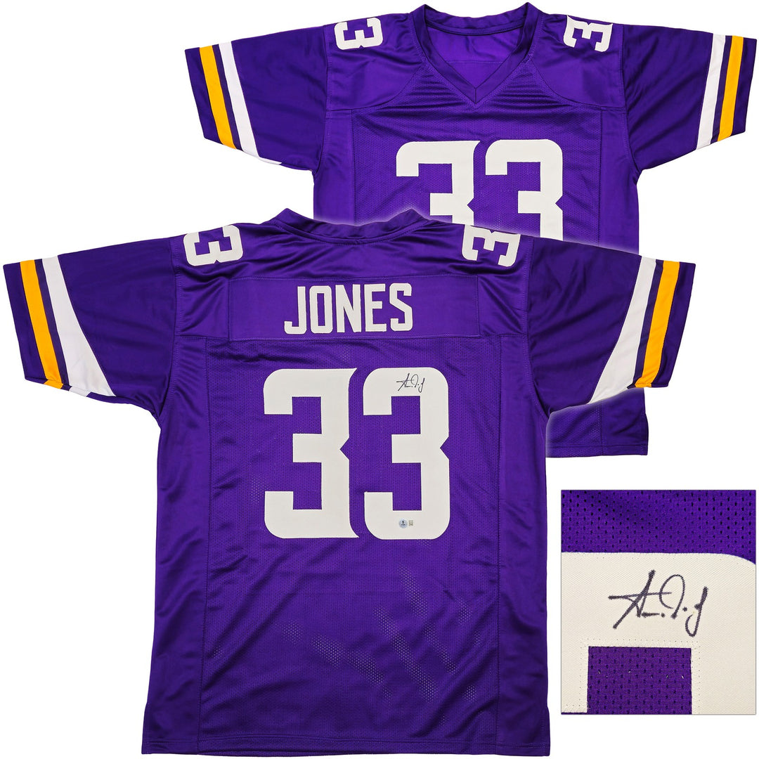 Minnesota Vikings Aaron Jones Signed Purple Jersey Beckett Witness