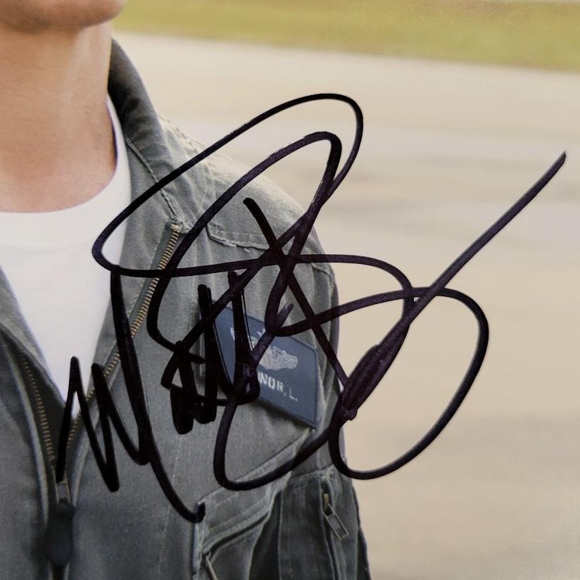 Matt Bomer signed Doom Patrol Negative Man 8x10 photo autograph Beckett BAS