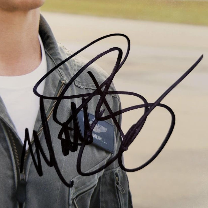Matt Bomer signed Doom Patrol Negative Man 8x10 photo autograph Beckett BAS