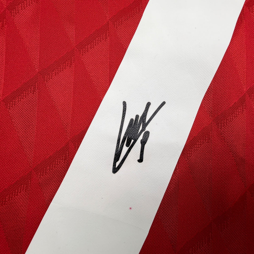 Autographed/Signed Luis Suarez Liverpool Red Soccer Jersey Beckett BAS COA