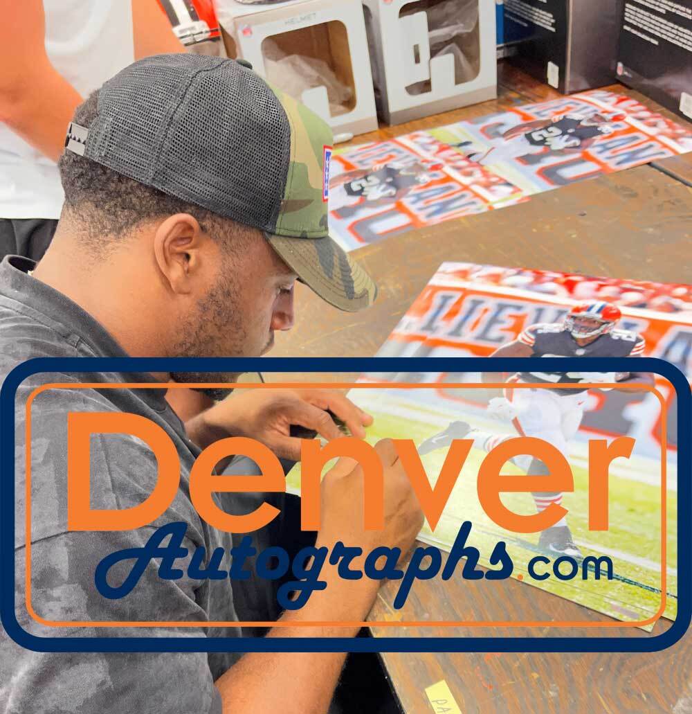 Nick Chubb Autographed/Signed Cleveland Browns 16x20 Photo Beckett 40623