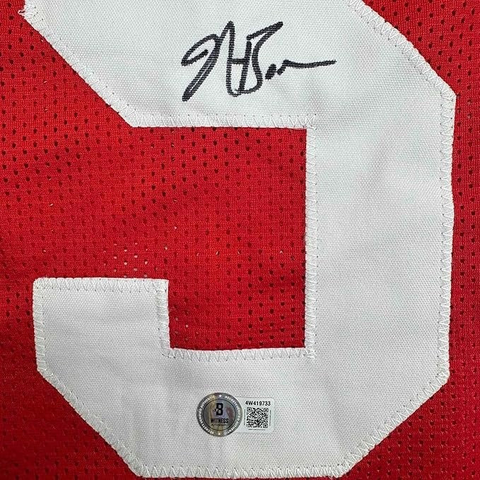Framed Autographed/Signed NaVorro Bowman 35x39 SF Red Jersey Beckett COA