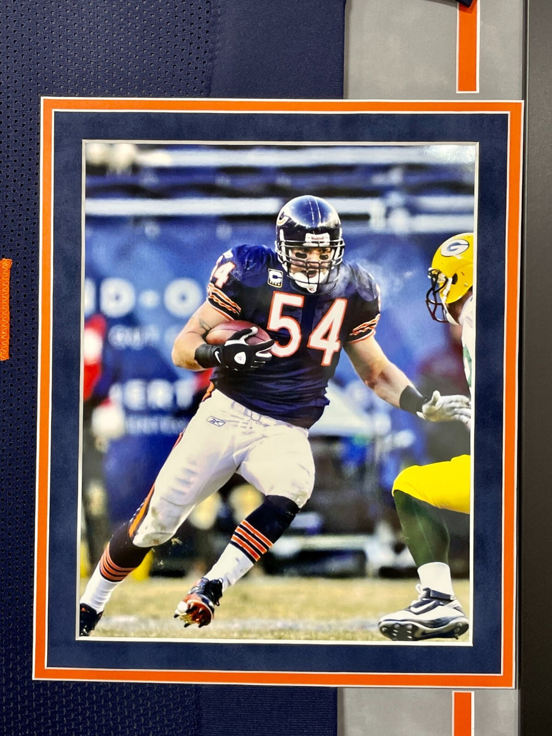 Brian Urlacher Autographed Chicago Bears Jersey Framed BAS Signed Inscribed HOF