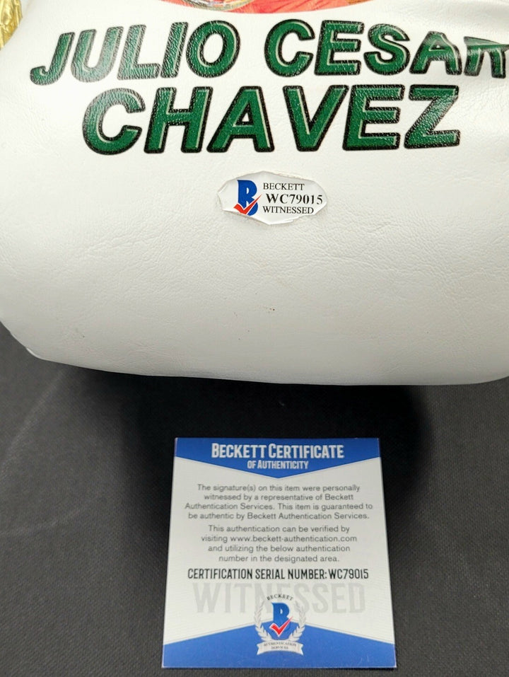 Julio Cesar Chavez autograph signed gold Boxing Glove ~ Beckett Witness BAS COA