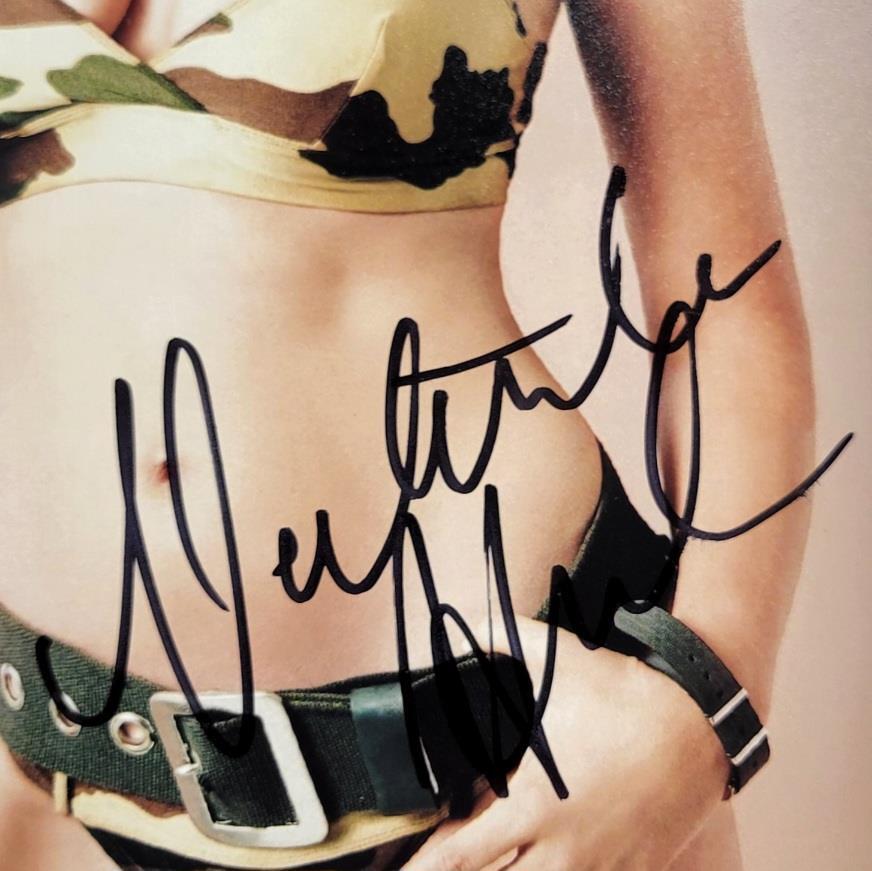 Natasha Henstridge signed 8x10 photo actress autograph ~ Beckett BAS