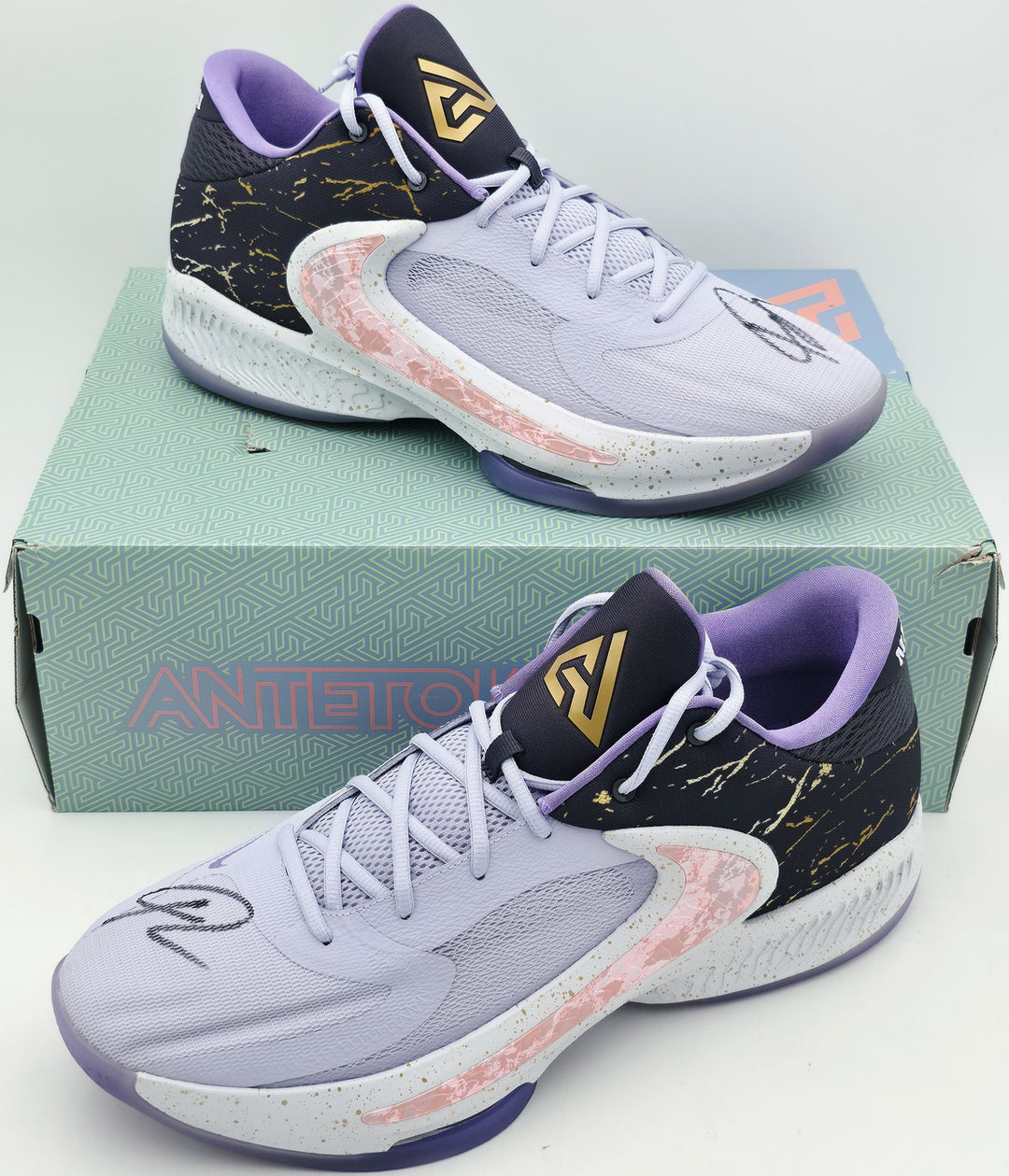 Giannis Signed 2022 PE Promo Nike Zoom Freak 4 Royale Shoes Size 17 BAS Witness