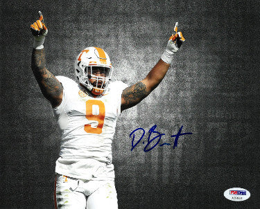 Derek Barnett signed Tennessee Volunteers 8x10 Photo #9- PSA Holo