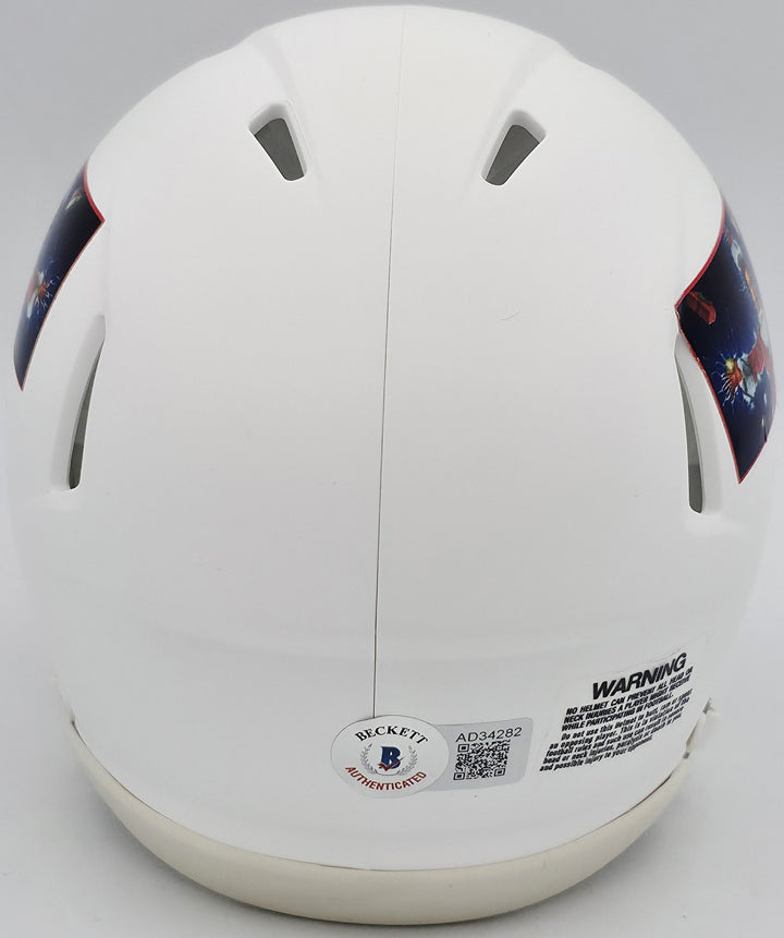 Chevy Chase Signed Christmas Vacation White Speed Mini Helmet Beckett