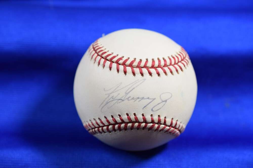 Ken Griffey Jr PSA DNA Autograph American League OAL Signed Baseball Reds