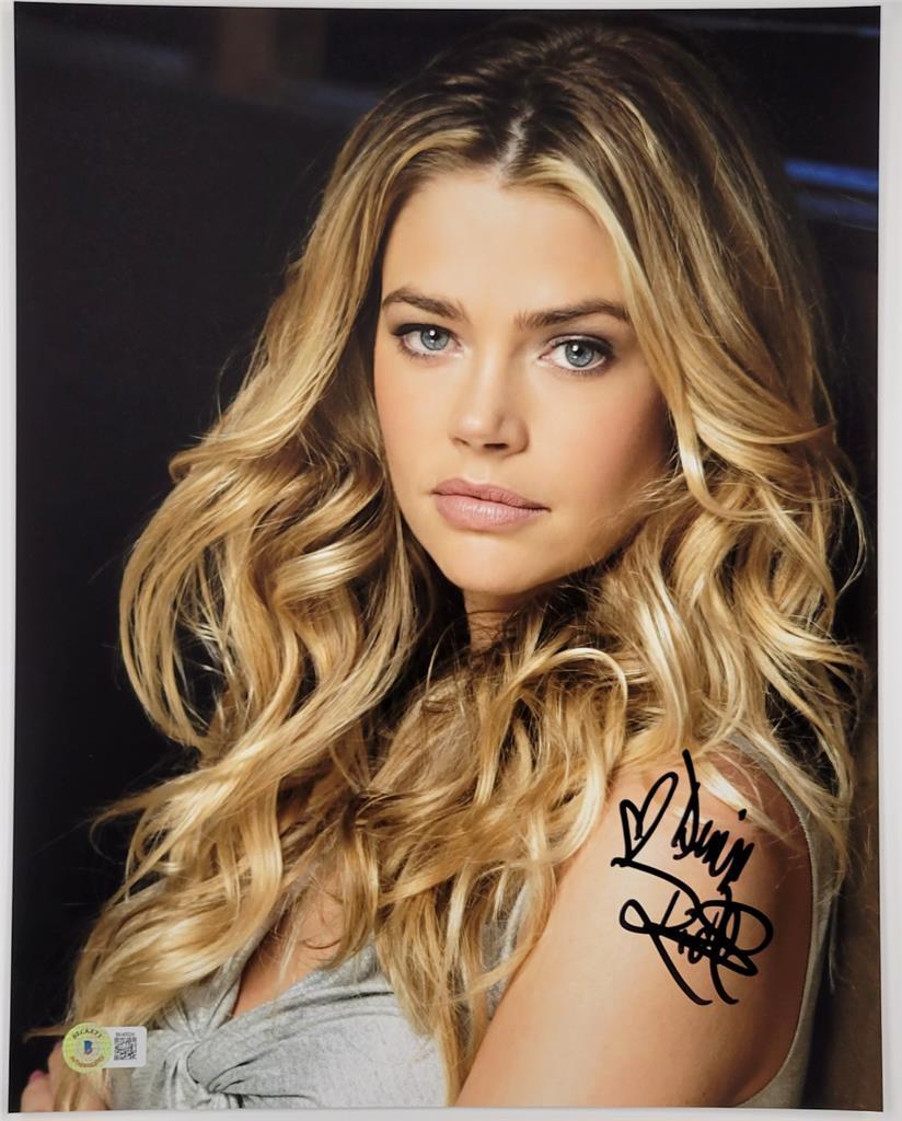 Denise Richards signed 11x14 Photo #13 model actress autograph ~ Beckett BAS