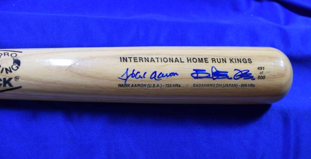 Hank Aaron Sadaharu Oh PSA DNA Autograph International Home Run Kings Signed Bat