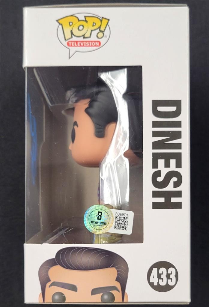 *READ* Kumail Nanjiani signed Dinesh Funko Pop! 433 Silicon Valley ~ Beckett BAS