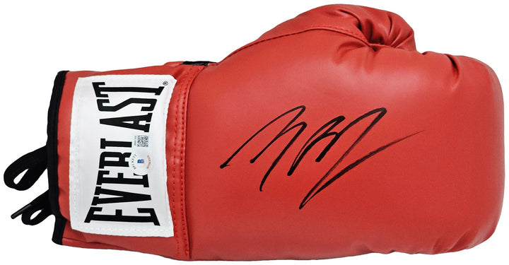 Michael B. Jordan Signed Red Everlast Boxing Glove Right Handed RH Beckett Wit