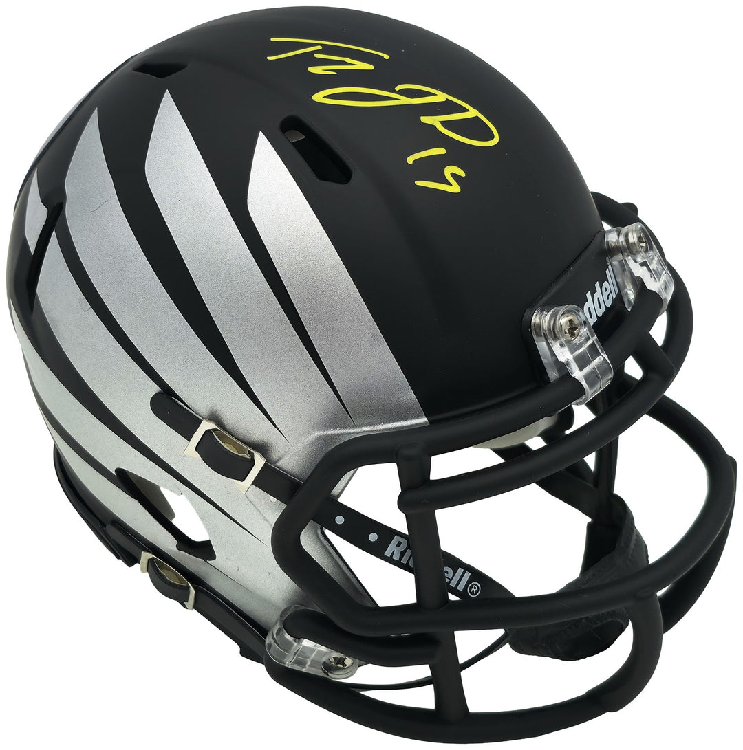 Tez Johnson Signed Oregon Ducks Matte Black Speed Mini Helmet JSA Witness