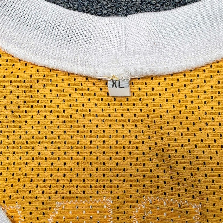 Gail Goodrich signed "1972 Champs, HOF 1996" Lakers Jersey autograph Beckett BAS