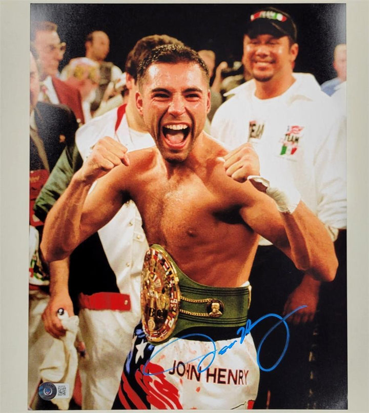 Oscar De La Hoya autograph signed 11x14 photo Boxing HOF (C) ~ Beckett BAS
