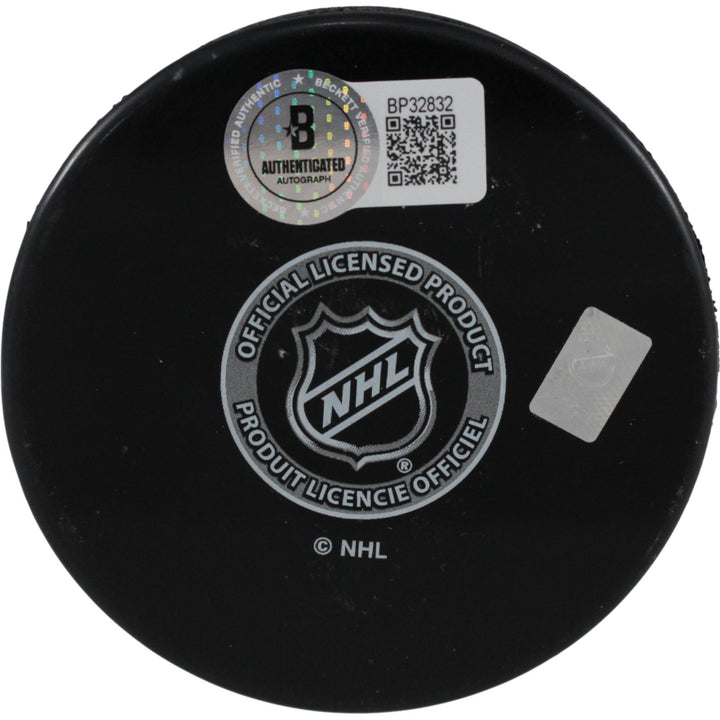 Tim Thomas Autographed Boston Bruins Logo Puck 2011 SC Champs Beckett 53952