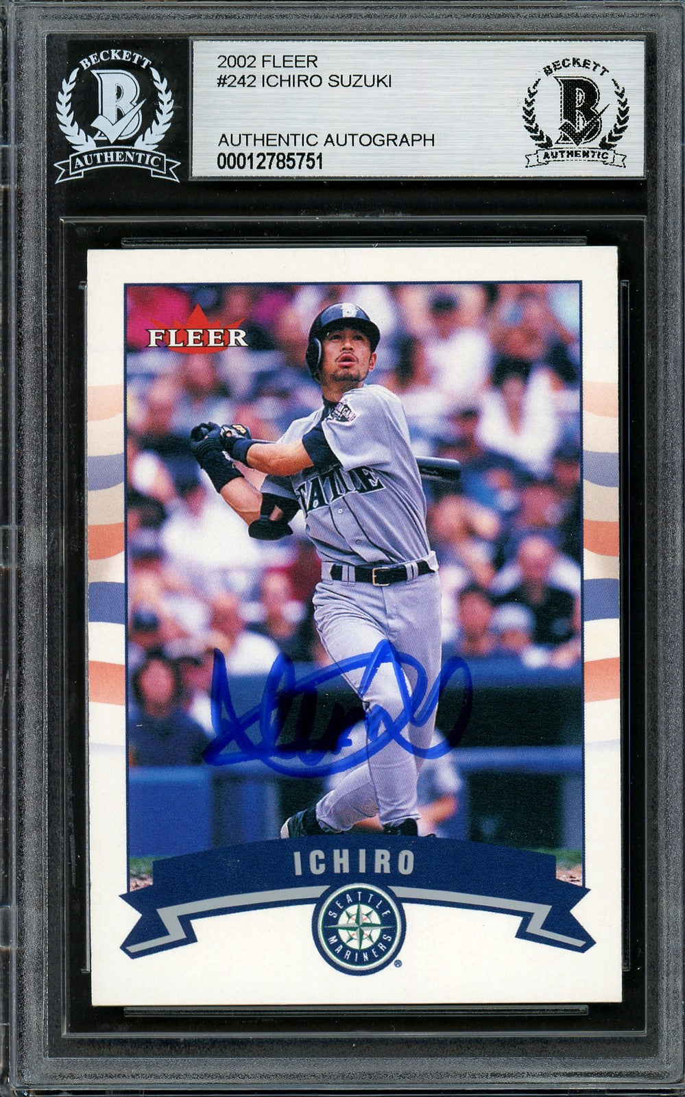 Ichiro Suzuki Signed 2002 Fleer Card 242 Mariners Gold Letter Beckett #12785751