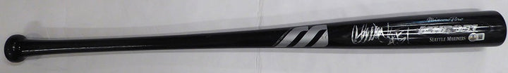 Ichiro Suzuki Auto 2001 Rookie Game Model Bat "#51" Vintage Rookie Sig Beckett