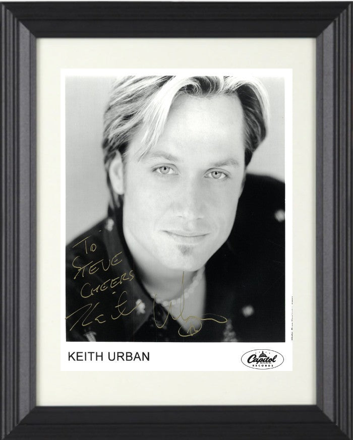 Keith Urban signed Capitol Records B&W 8x10 Photo Cheers, To Steve Framed - COA