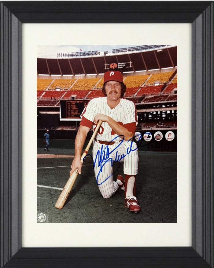 Mike Schmidt signed Philadelphia Phillies MLB 8x10 Photo minor dings Framed- COA