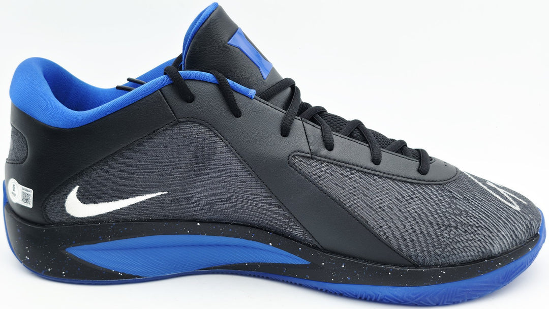 Giannis Auto 2024 (PE) Promo Duke Nike Zoom Freak 6 Game Shoes Size 17 Beckett