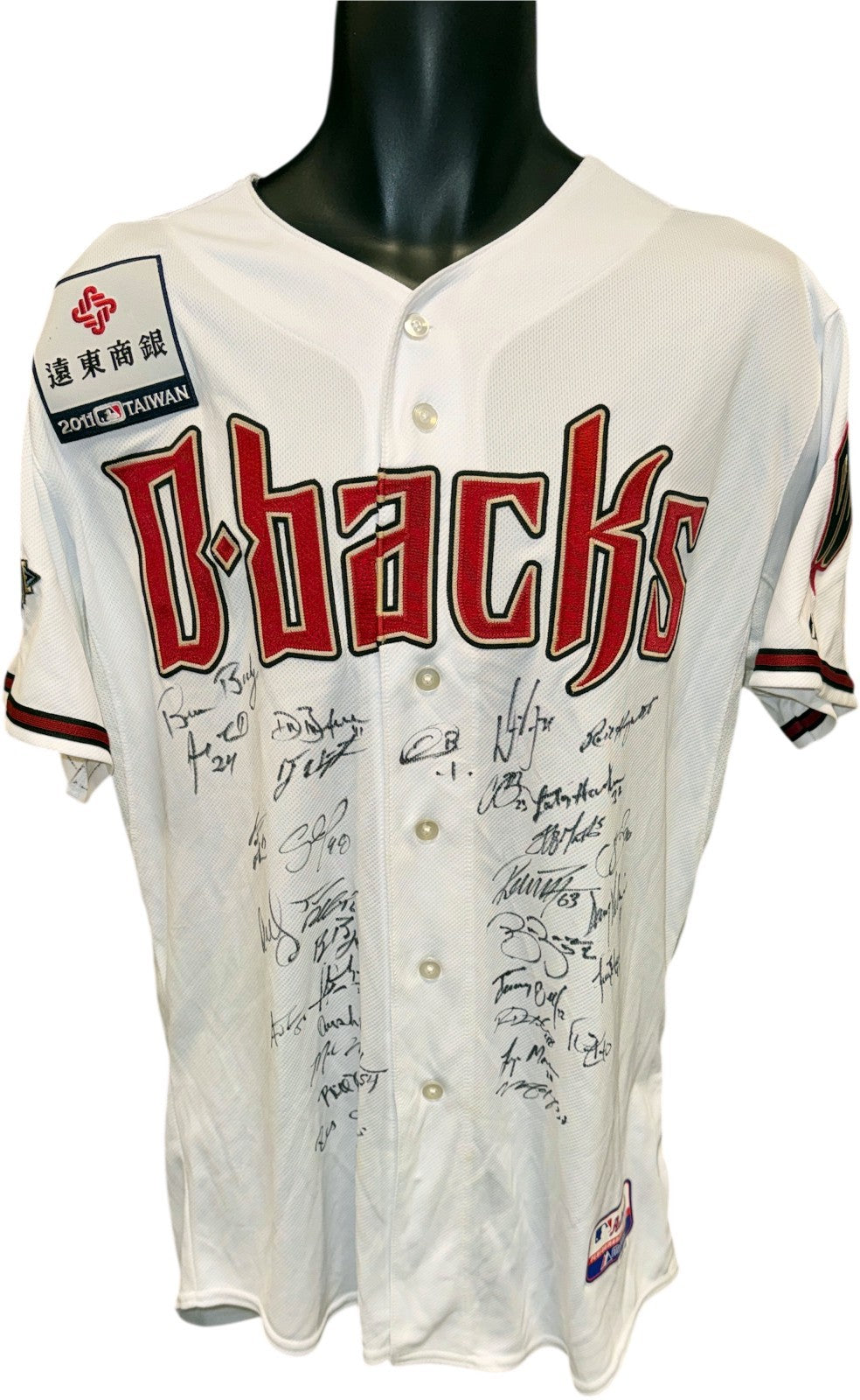 2011 MLB All-Star Taiwan Series Team Signed/Issued Jersey 30 Sigs Bochy/Cano BAS