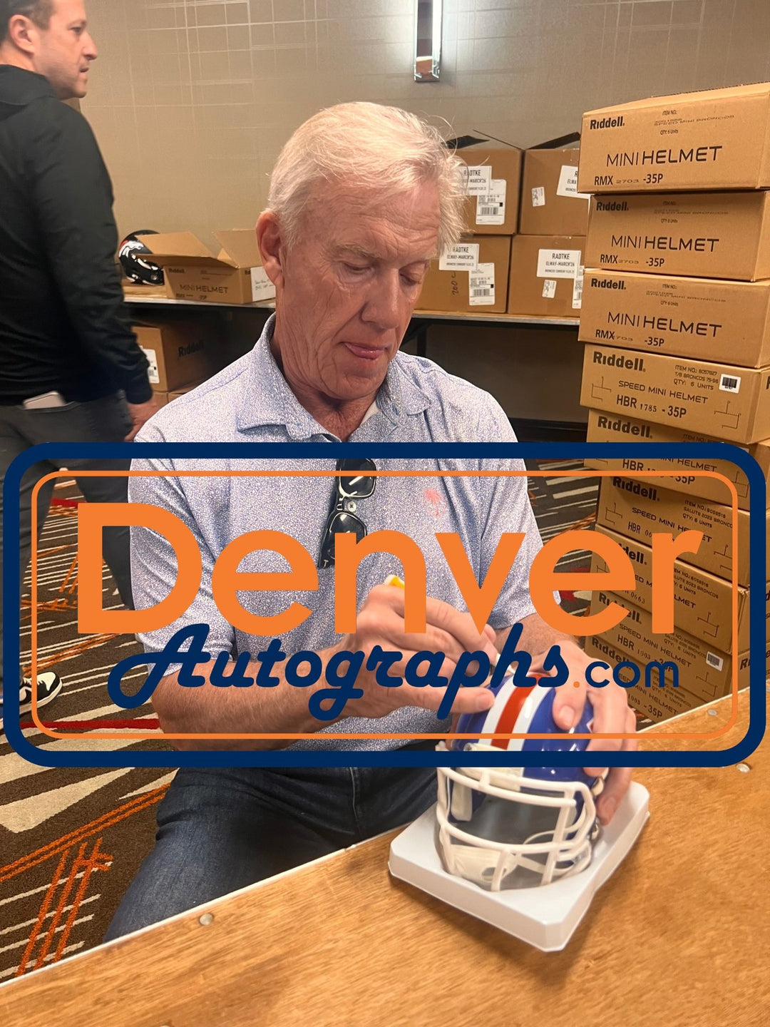 John Elway Autographed Denver Broncos TB Mini Helmet Beckett Witness 55218