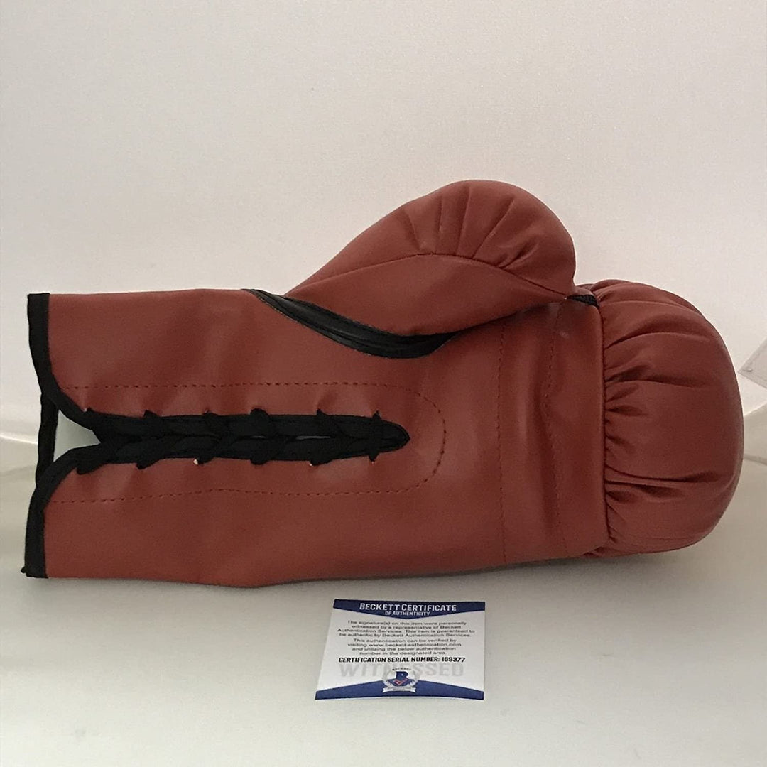 Autographed/Signed Floyd Mayweather Jr Everlast Boxing Glove Beckett COA